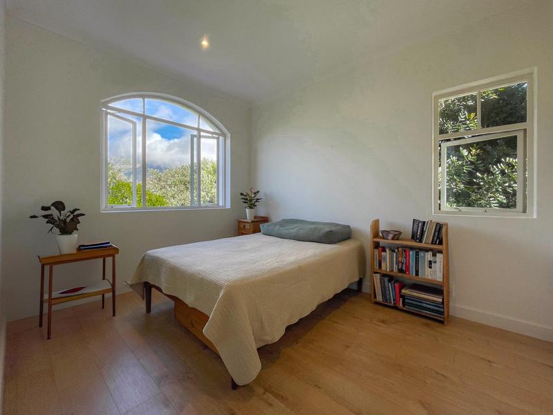 2 Bedroom Property for Sale in Hout Bay Western Cape